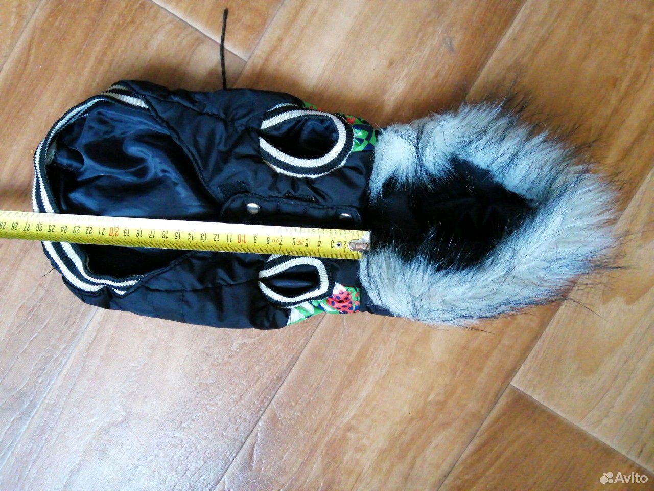Курточка для собачки, с капюшоном, с мехом, б/у не купить на Зозу.ру - фотография № 3