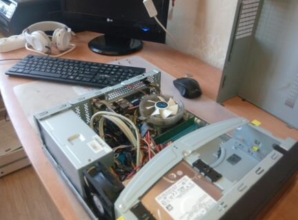 Частный компьютерный мастер ремонт ноутбуков PC