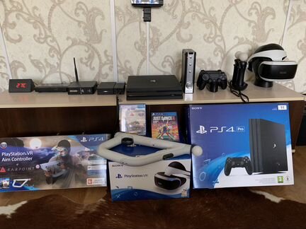 Полный комплект Sony PS4 pro + PS VR + 35 Игры