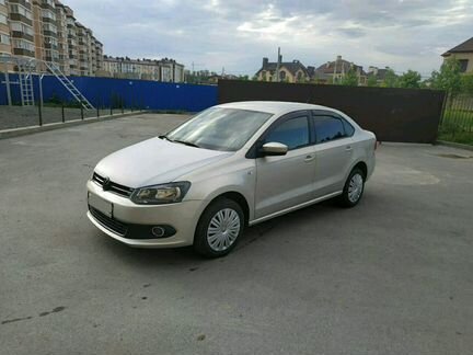 Volkswagen Polo 1.6 AT, 2011, седан