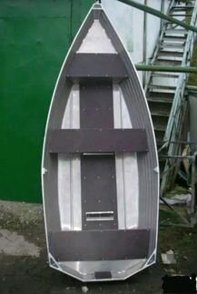 Продам лодку марки : Wellboat - 30