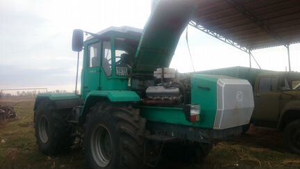 Трактор хта-220.2