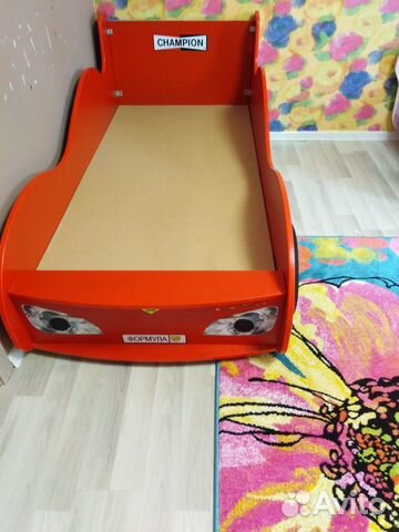 Детская кровать машинка с матрасом с матрасом