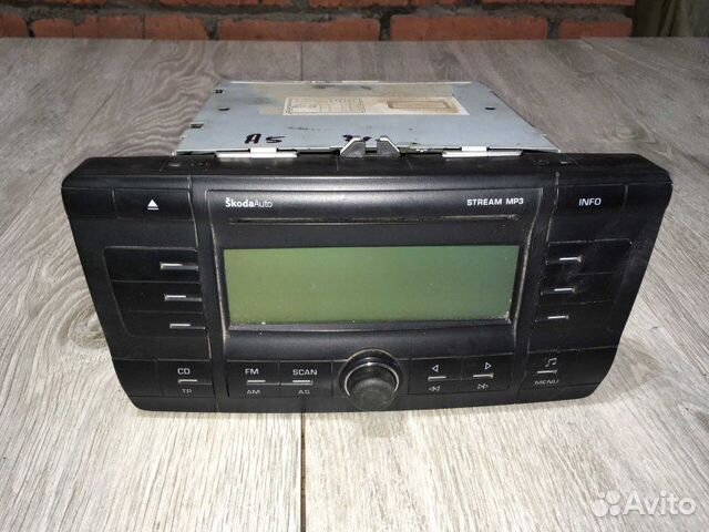 Штатная магнитола Skoda Octavia A5