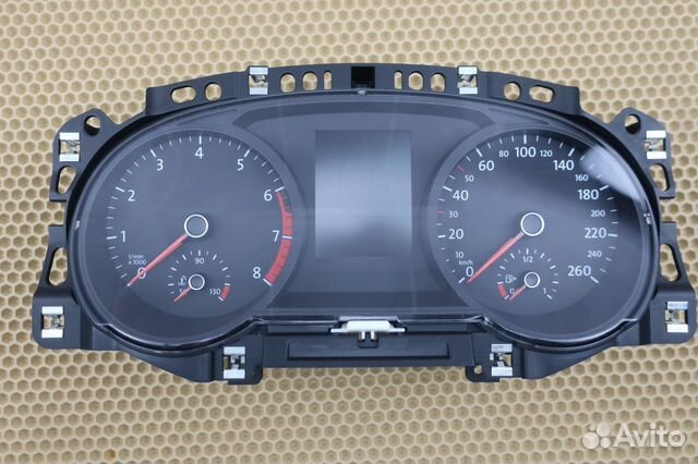 Панель приборов VW Golf 7