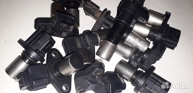 Датчик положения распредвала,коленвала Toyota