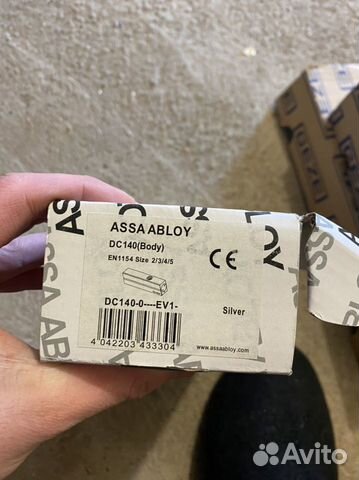 Доводчик assa abloy dc140-ev1 с тягой