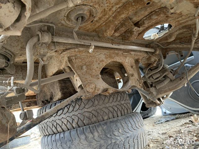 Задняя балка подрамник задний RAV4 xa20