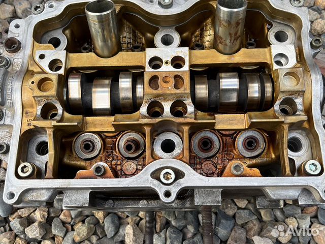 Головка блока цилиндров ej253