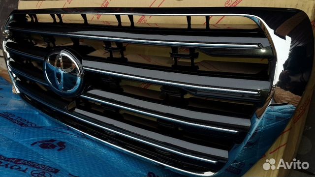 Эмблема toyota Land Cruser 200 2008-2015 Эмблема toyota Land Cruser 200 2008-2015