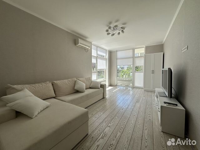 

3-к. квартира, 95 м², 2/17 эт.
