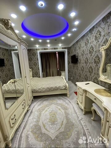 

2-к. квартира, 70 м², 4/5 эт.