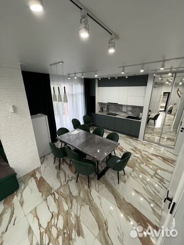 

5-к. дом, 265 м²