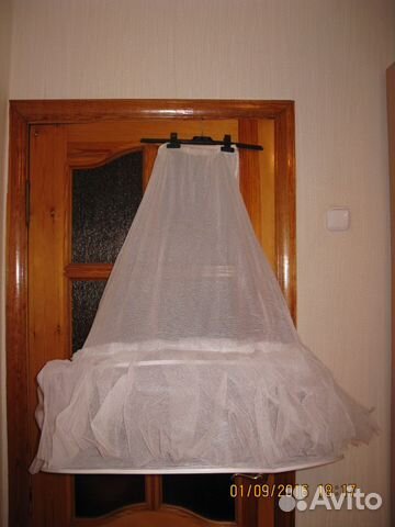 Подьюпник для свадебного платья