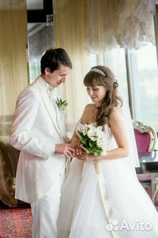 Костюм-тройка, жакард Костюм-тройка, жакард