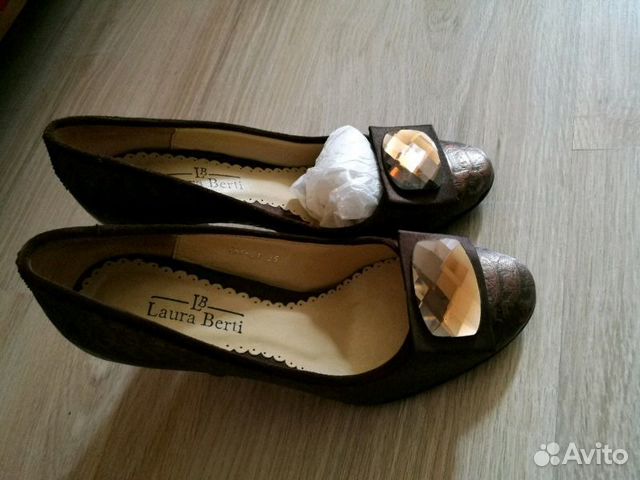 Туфли новые кожаные 35-36 разм Laura Berti Туфли новые кожаные 35-36 разм Laura Berti