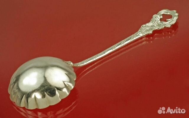 Серебряная десертная ложка 835 проба Серебряная десертная ложка 835 проба