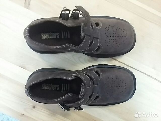 Skechers. Новые ботинки. Размер на фото есть. Само
