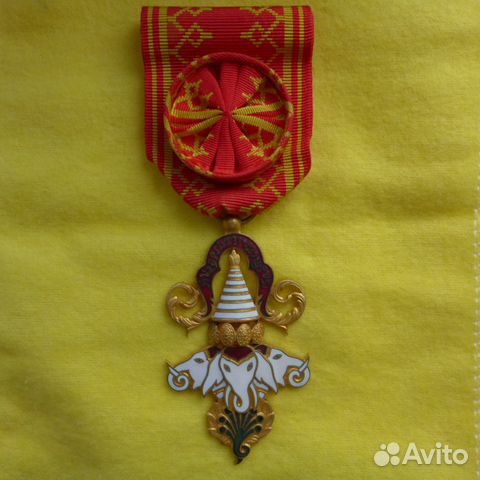 Орден Миллиона слонов и белого зонтика, Лаос Орден Миллиона слонов и белого зонтика, Лаос