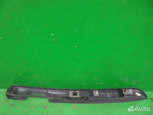 Накладка двери багажника левая LADA Largus 12 г Накладка двери багажника левая LADA Largus 12 г