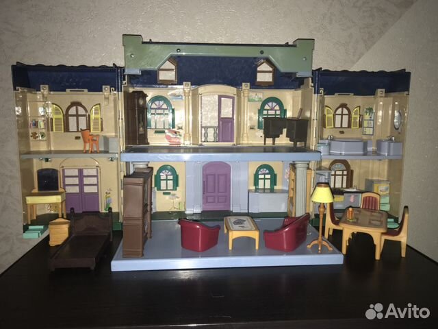 Игрушечный дом с мебелью Игрушечный дом с мебелью