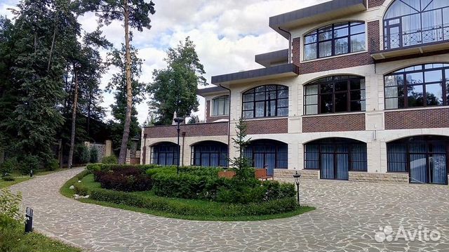 

10-к. и более коттедж, 1500 м²