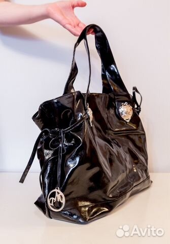 Сумка лакированная, фирма Madi Италия. Чёрная