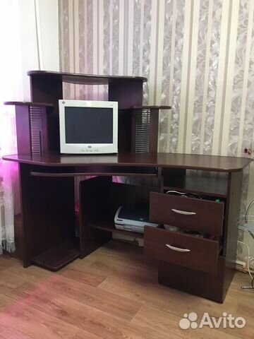 Компьютерный стол Компьютерный стол