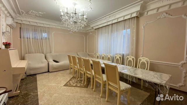 

4-к. дом, 210 м²