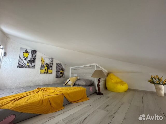 

Квартира-студия, 28 м², 3 кровати