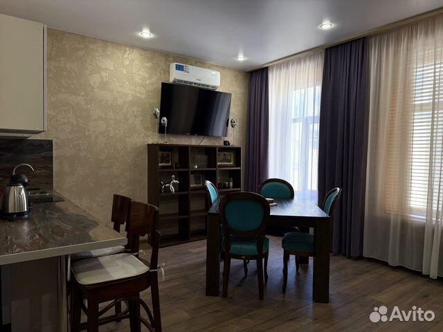

Квартира-студия, 42 м², 2 кровати