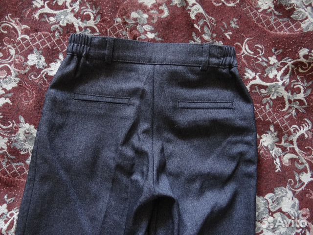 Школьные брюки и желетка Школьные брюки и желетка