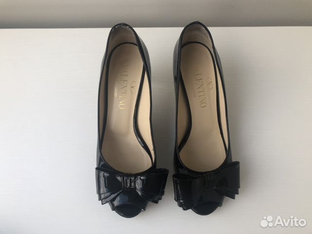 Туфли Valentino 37,5р лак оригинал оч хор состоя Туфли Valentino 37,5р лак оригинал оч хор состоя