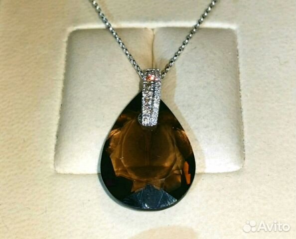 Кулон золотой с топазом и бриллиантами