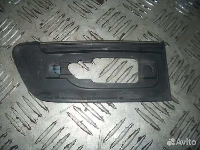Молдинг крыла передний правый Volvo S80 1998-2003 Молдинг крыла передний правый Volvo S80 1998-2003