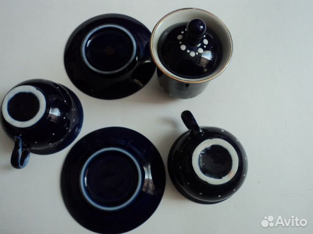 Две чашки с блюдцами и сливочник СССР Две чашки с блюдцами и сливочник СССР