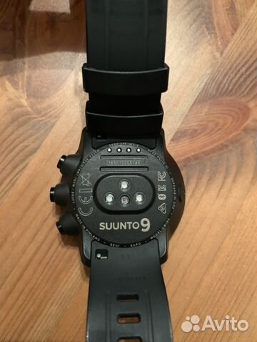 Часы для спорта и туризма Suunto 9 baro