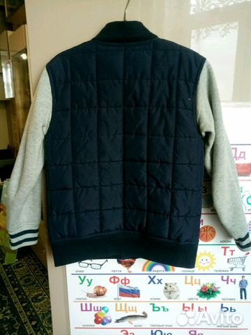 Толстовка куртка бомбер Gymboree 5-6 лет Толстовка куртка бомбер Gymboree 5-6 лет