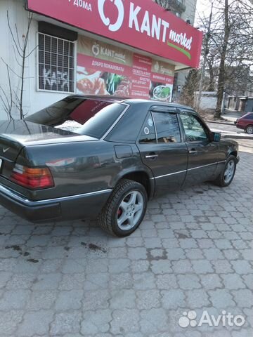 Mercedes-Benz W124 2.0 МТ, 1990, 300 000 км