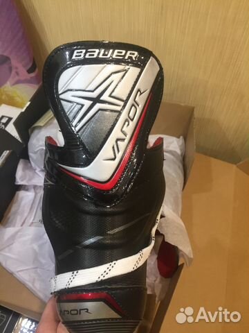 Новые коньки Bauer vapor x400 size 12 размер 47 Новые коньки Bauer vapor x400 size 12 размер 47