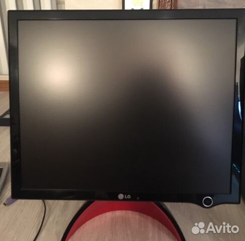 Монитор LG Flatron L 1900J-BF 19 дюймов Монитор LG Flatron L 1900J-BF 19 дюймов