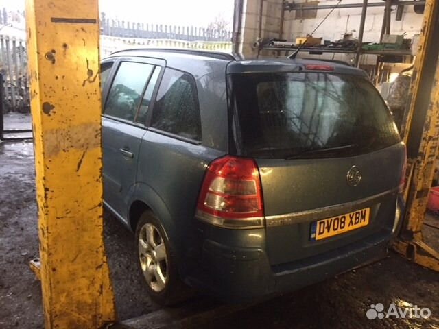 Дверь капот фара бампер Opel Zafira B