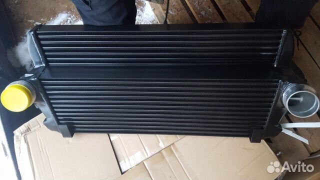Интеркулер BMW F10/F11/F18/F07/F01/F02/F06/F12/F13 Интеркулер BMW F10/F11/F18/F07/F01/F02/F06/F12/F13