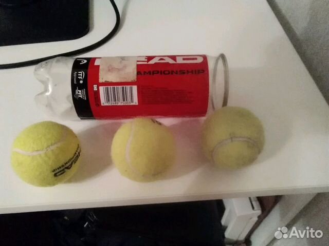 Теннисный мячи в наборе