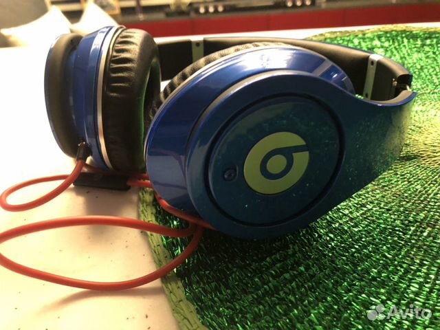 Наушники beats в хорошем состоянии