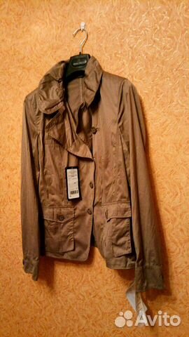 Ветровка женская Ветровка женская