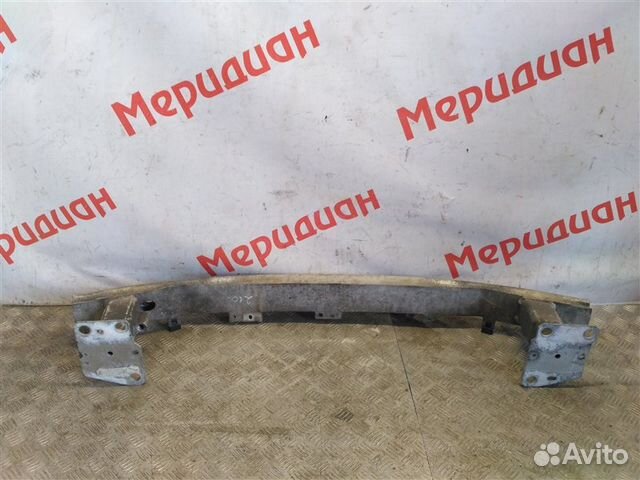Усилитель переднего бампера Renault Megane III 1.5