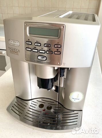 Кофемашина Delonghi Magnifica Automatic Cappuccino