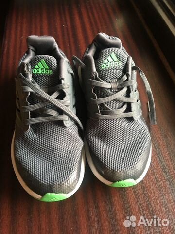 Продам кроссовки детские adidas, 33р Продам кроссовки детские adidas, 33р