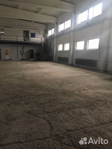 Машиноместо, > 30 м²